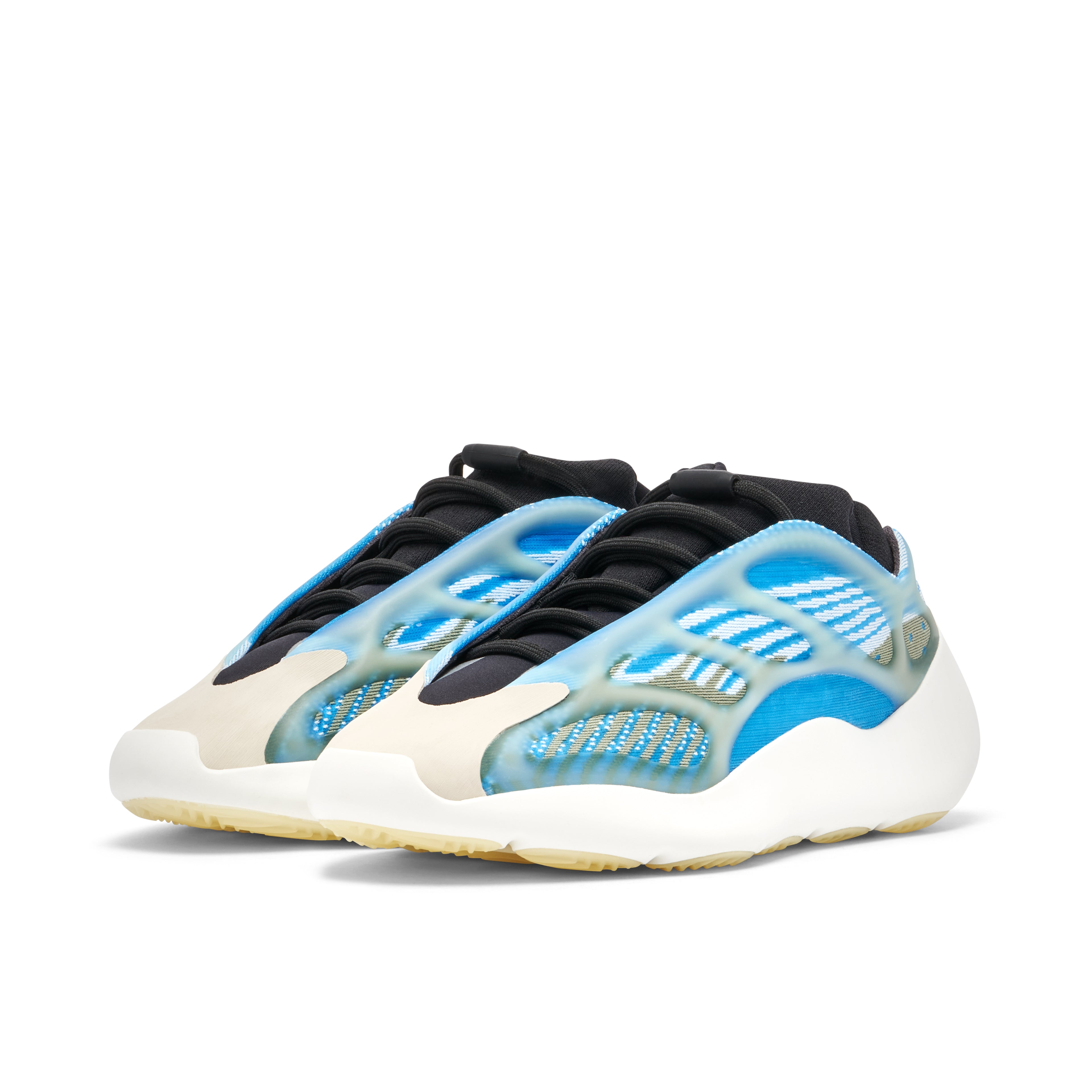 Yeezy 700 v3 🔵