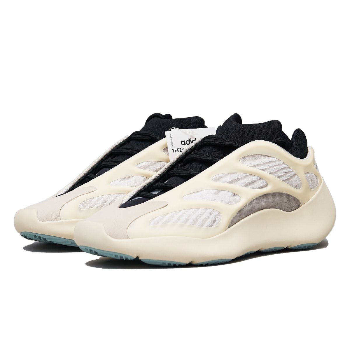 Yeezy 700 v3⚪